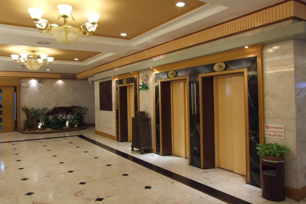 Ratchada City Hotel Bangkok Exterior photo