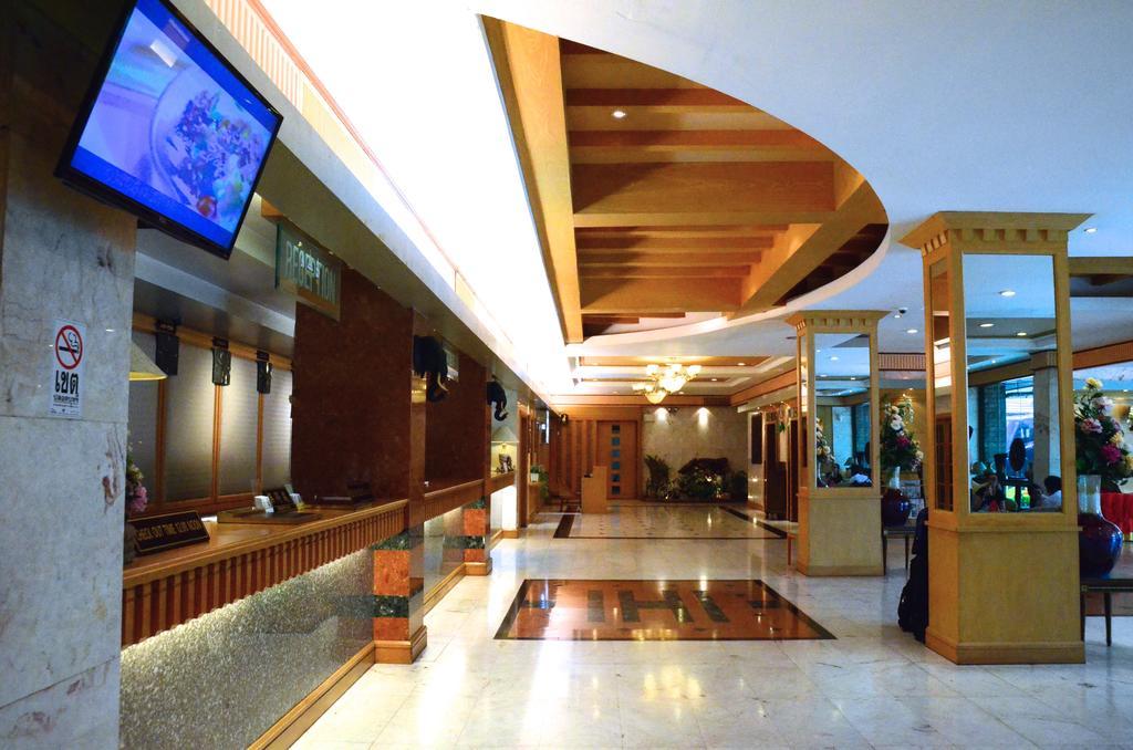 Ratchada City Hotel Bangkok Exterior photo